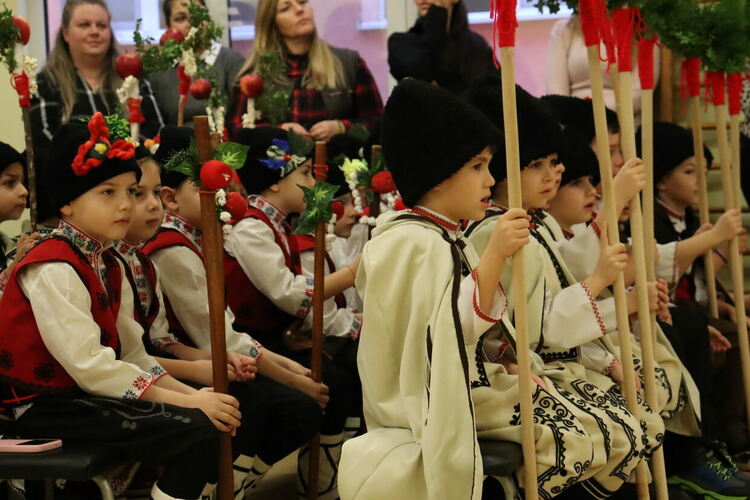Първите коледари дойдоха в Хасково за участие в национален фестивал 