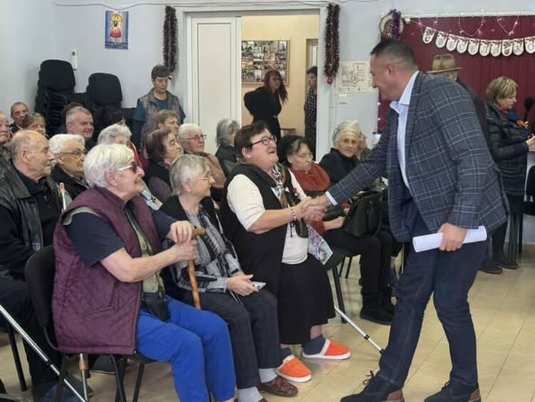 Кметът Кирил Стоев даде старт на мащабната реконструкция на Дома за стари хора „Св. Иван Рилски“ в Радомир