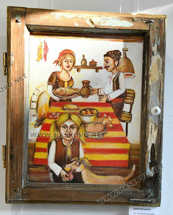 48 творби от 18 автори участват в Годишната изложба на хасковските художници