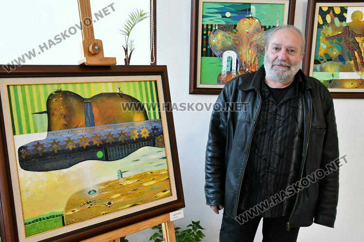 48 творби от 18 автори участват в Годишната изложба на хасковските художници
