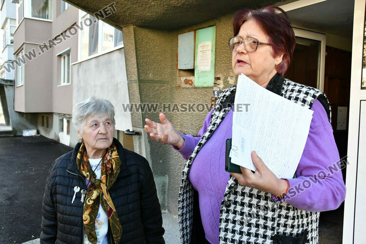 Самотно живеещ мъж за втори път предизвика пожар в жилището си, цял блок живее в кошмар 