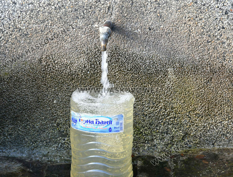 87-годишен иска да възстанови улична чешма в Долно Брястово 