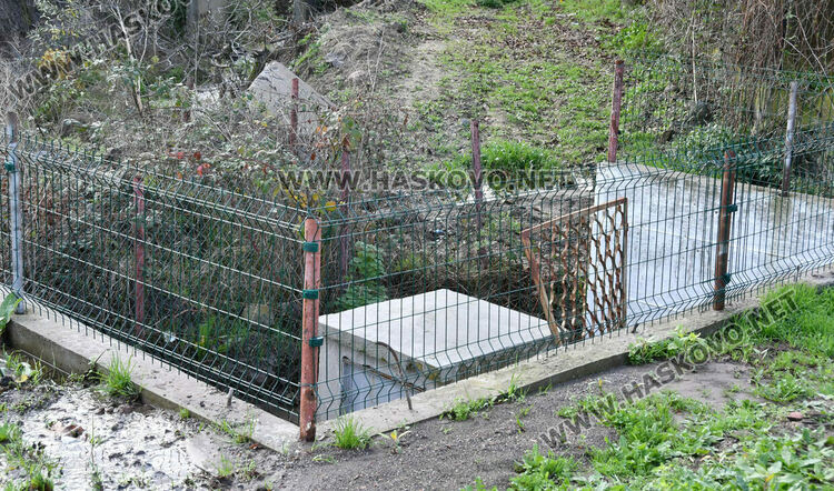 87-годишен иска да възстанови улична чешма в Долно Брястово 