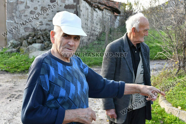 87-годишен иска да възстанови улична чешма в Долно Брястово 