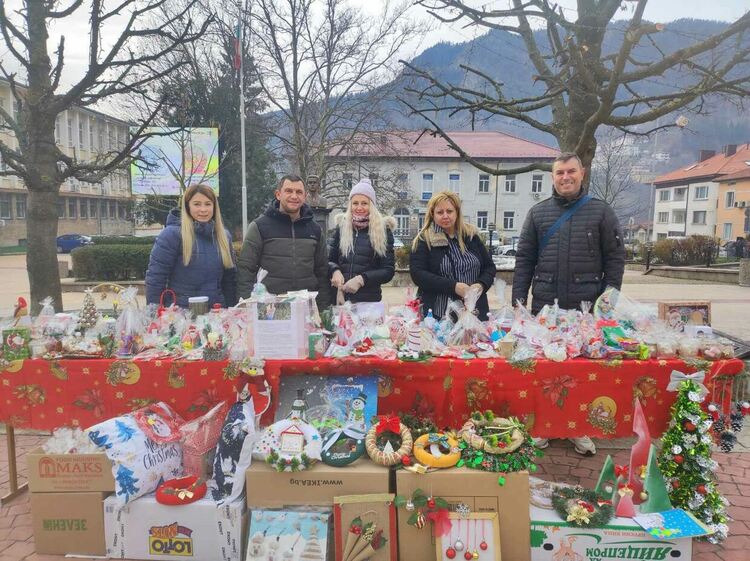 Над 2 хиляди лева събра благотворителната инициатива на деца със специални образователни потребности в Смолян