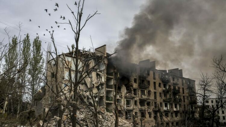 Русия засипа Украйна с дронове и ракети, хиляди без ток в седем области