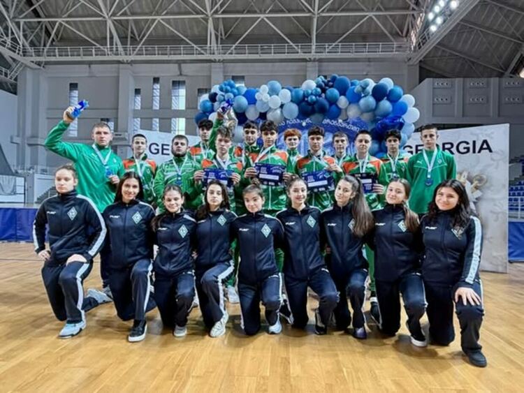 Международният турнир "Winter Cup“ в Батуми, Грузия завърши триумфално за волейболистите от "Родопа“ Смолян.