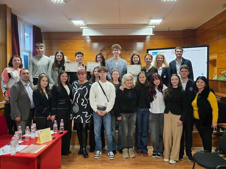 Младите хора на Кърджали и социалните мрежи