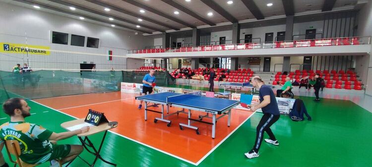 Спорт и благотворителност се срещнаха на турнир по тенис на маса в Смолян