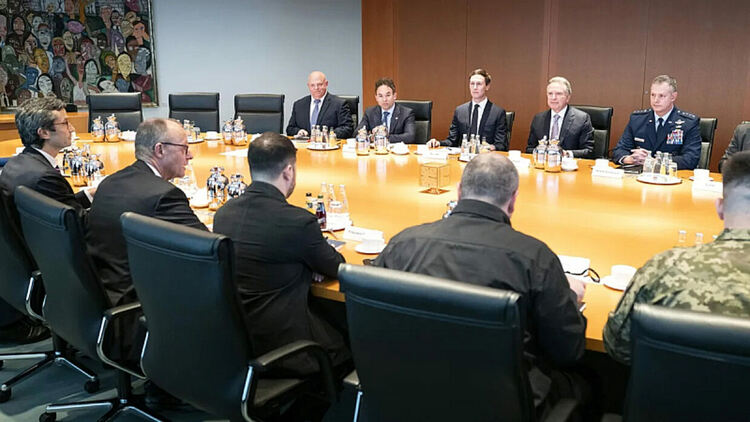 Преговорите между САЩ и Украйна продължават днес в Берлин