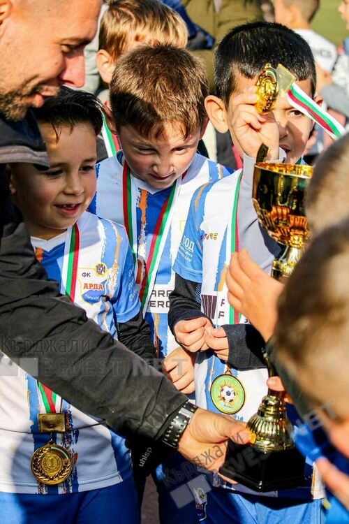 Бронзови медали за Футболна академия "Арда 1924" във втората седмица на LEADER CUP 2025