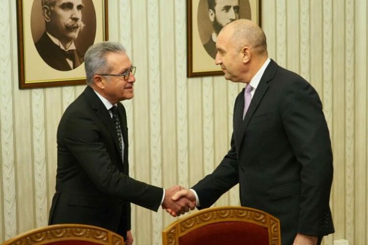 &bdquo;Ново начало&ldquo; иска избори със сканиращи машини