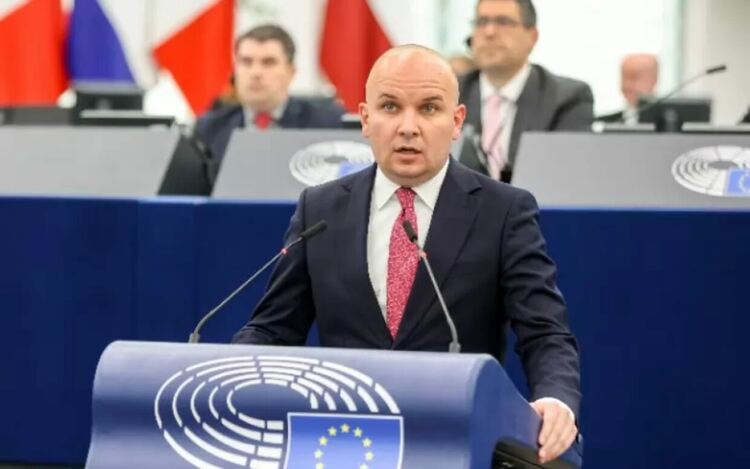 Кьовеши: Евродепутатът Кючюк се разследва за корупция