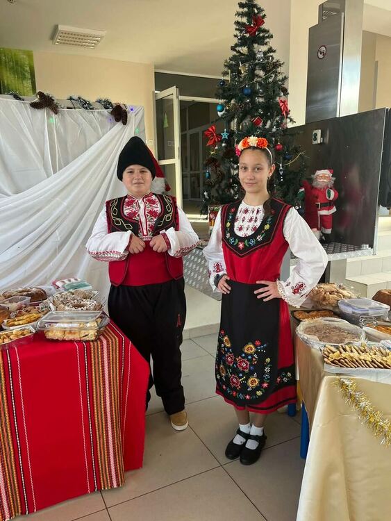 ОУ &bdquo;Шандор Петьофи&ldquo; отвори вратите си към магията на знанието, традициите и детските мечти