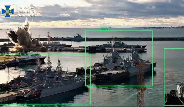 Украйна отвори нова глава в съвременната война: Дроновете Sub Sea Baby атакуват подводници