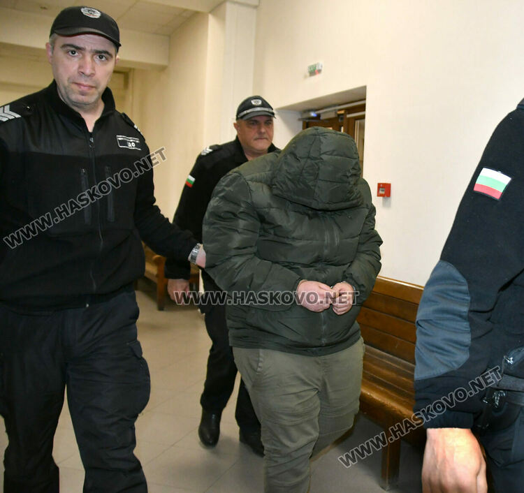 22-годишен остава в ареста за опит за контрабанда на марихуана за близо 300 000 лева