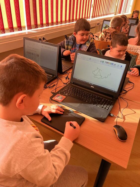 ОУ &bdquo;Шандор Петьофи&ldquo; отвори вратите си към магията на знанието, традициите и детските мечти