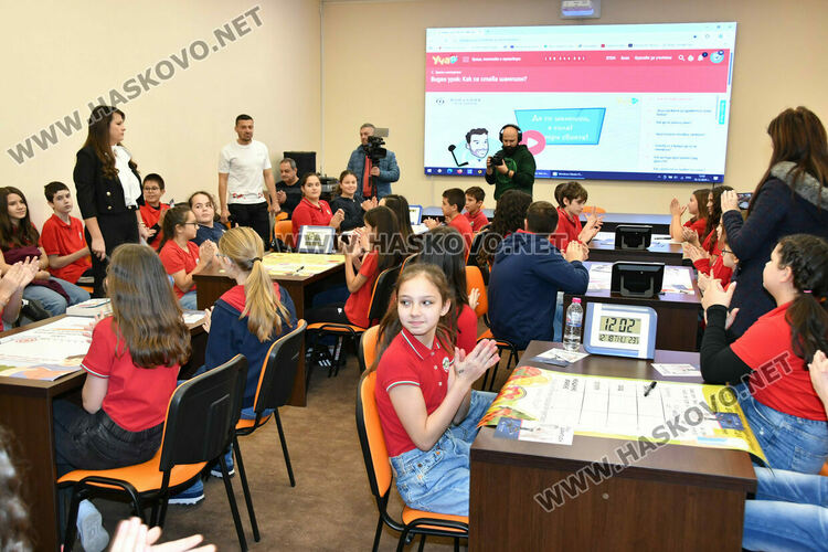 Григор Димитров с уроци и послания за СУ &bdquo;Васил Левски&ldquo; как се става шампион  