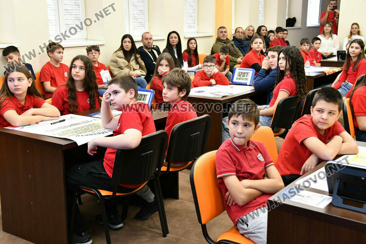 Григор Димитров с уроци и послания за СУ &bdquo;Васил Левски&ldquo; как се става шампион  