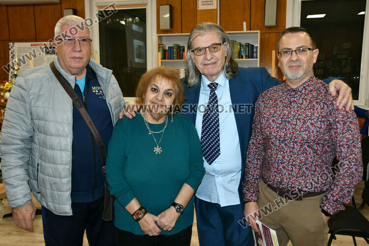 Д-р Драгомир Мирчев на 75 г.: Представи книгата си &bdquo;В плен на осмото изкуство&ldquo;