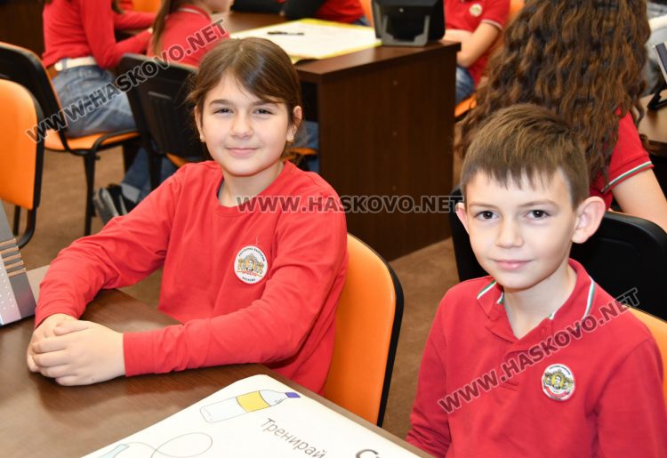 Григор Димитров с уроци и послания за СУ &bdquo;Васил Левски&ldquo; как се става шампион  