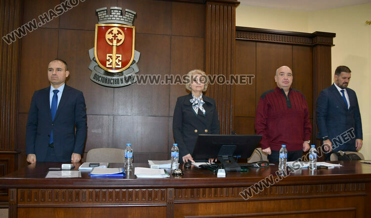 Новият общински съветник Ерол Искендер положи клетва