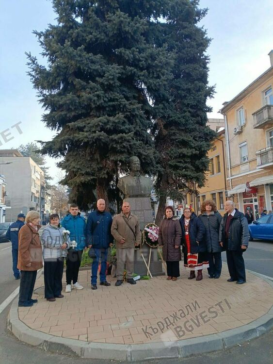 Тракийци се поклониха пред паметта на Капитан Петко Войвода