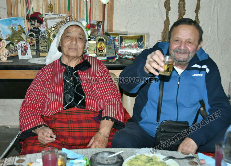 В Узунджово пресъздадоха традициите на Игнажден