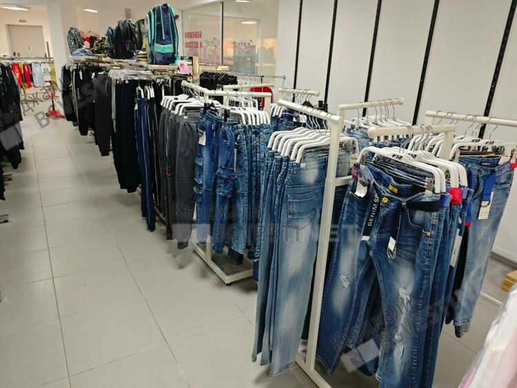 Разграбиха китайския МОЛ до Автогарата за броени дни след публикация на Кърджали бг вести