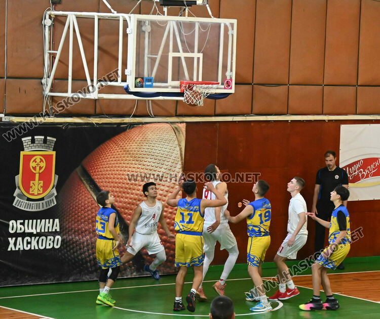 Юношите на &bdquo;Хасково&ldquo; с победа над &bdquo;Димитровград&ldquo; в баскетболния шампионат