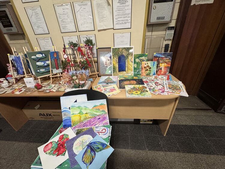 9862 лева са събрани на Коледния благотворителен базар в Съдебна палата-Хасково 