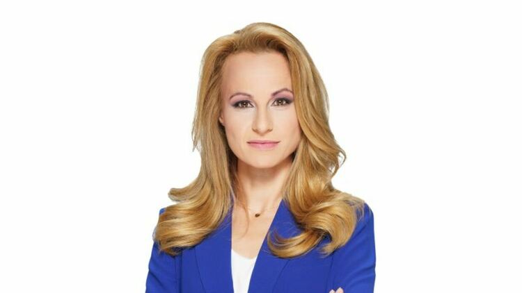 Преди минути: bTV не само свали, а уволни Цънцарова