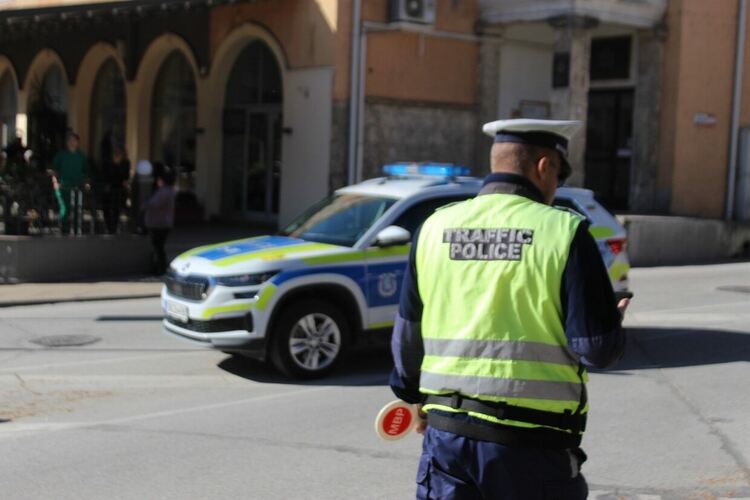 Служителите на реда ще се грижат за спокойното протичане на коледните и новогодишни празници на територията на Смолянска област