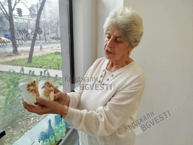 Елена Топалова - предс.СИК"Ахридос"