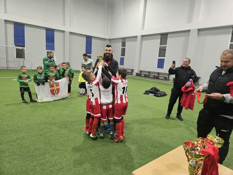 Младите надежди на ФК &bdquo;Хасково&ldquo; с едно първо и две три места на турнир в Пловдив