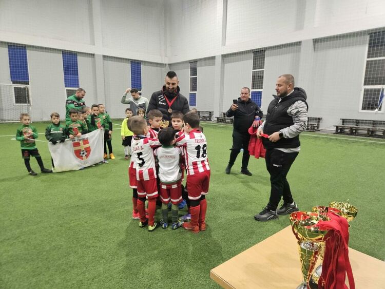 Младите надежди на ФК &bdquo;Хасково&ldquo; с едно първо и две три места на турнир в Пловдив