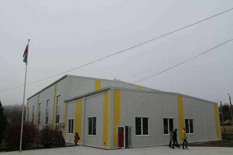 Откриха нов физкултурен салон в ОУ &bdquo;Христо Ботев&ldquo; в село Левка