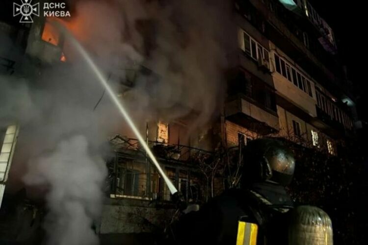 Най-малко три жертви, сред които малко дете, при масирана атака на Русия срещу Украйна