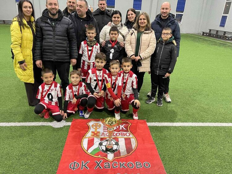Младите надежди на ФК &bdquo;Хасково&ldquo; с едно първо и две три места на турнир в Пловдив