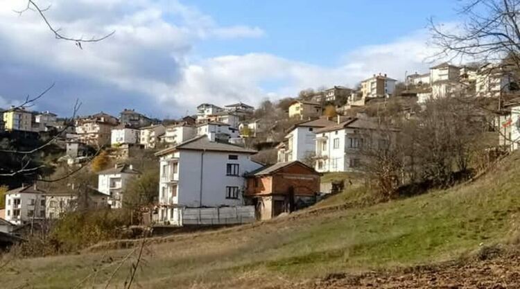 Шест пъти по-високи стойности на манган във водата на Жълтуша,вече половин година има забрана за пиене