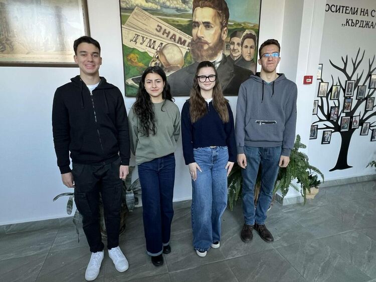 Ботевци с пет стипендии на  Фондация &bdquo;Америка за България&ldquo; &bdquo;Будител&ldquo; 