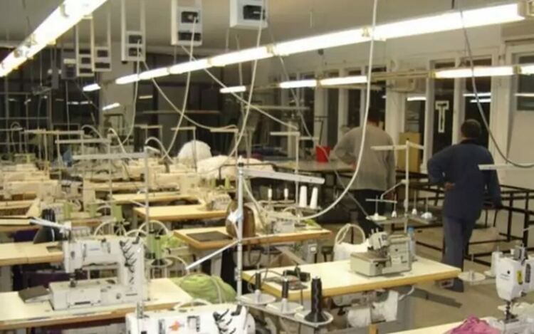 Шивашкият сектор е сред най-засегнатите от масови съкращения.