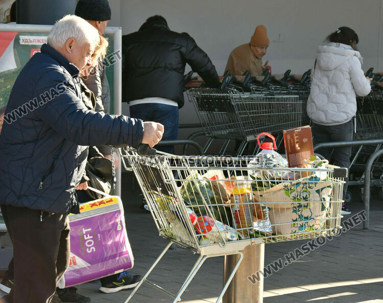 Треска за последни покупки преди Нова година