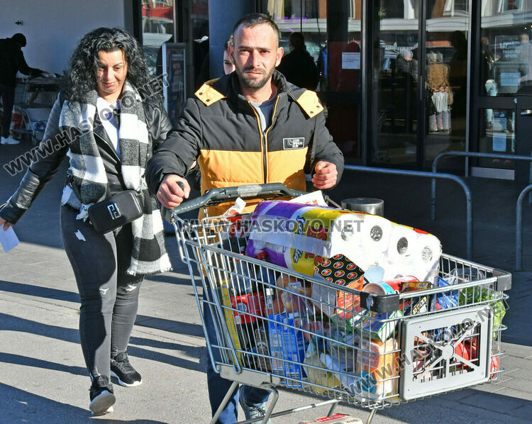 Треска за последни покупки преди Нова година