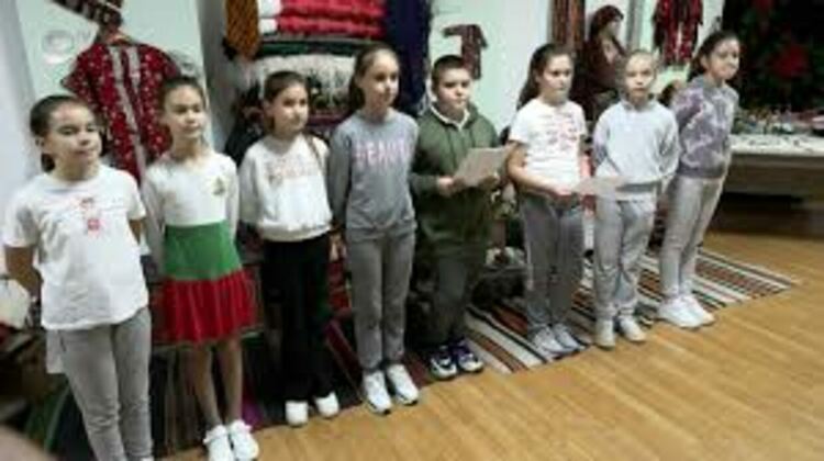 В Неделино изчезва прочутият &bdquo;мъжки двуглас&ldquo;