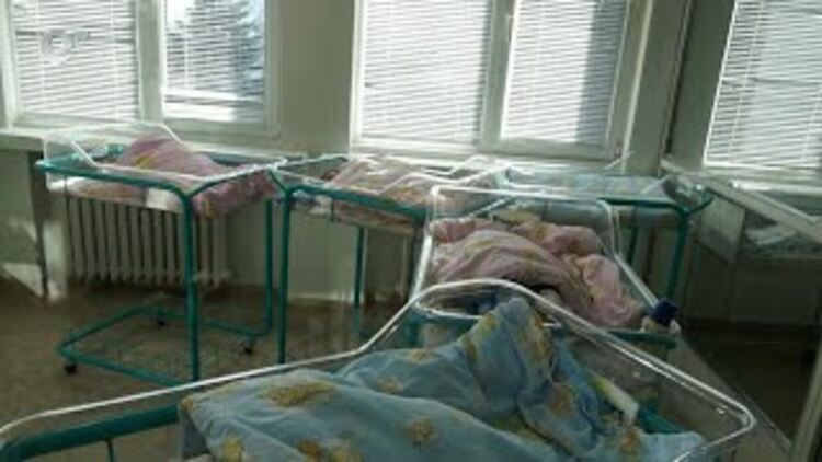 Стефани е първото бебе за 2026 г. в Смолянската болница