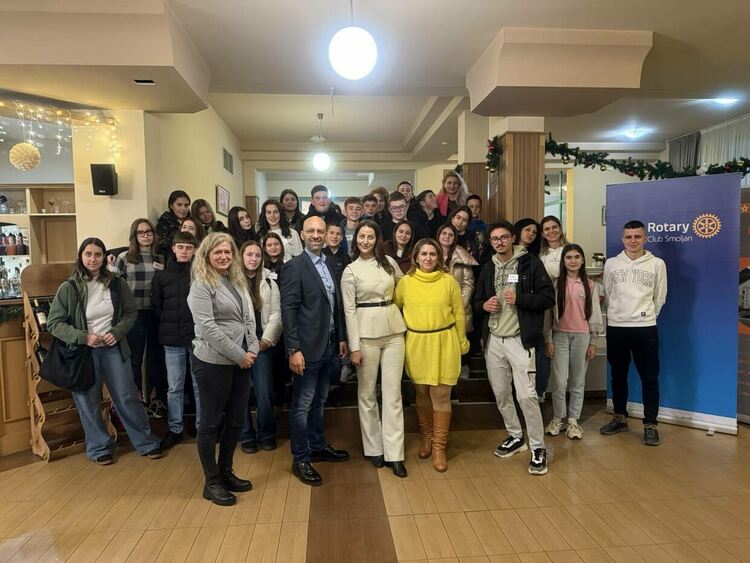 снимка:Ротари клуб Смолян