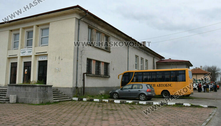 Ще учат на компютърна грамотност възрастни и социално уязвими в нов дигитален клуб 