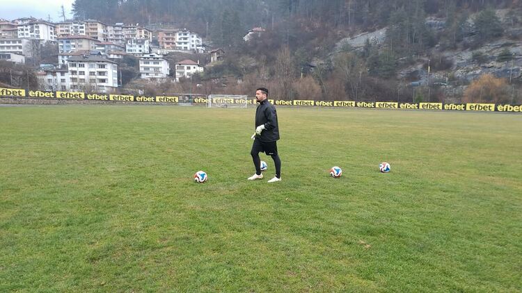 ФК &bdquo;Родопа&ldquo; започна зимната си подготовка на стадион &bdquo;Септември&ldquo;