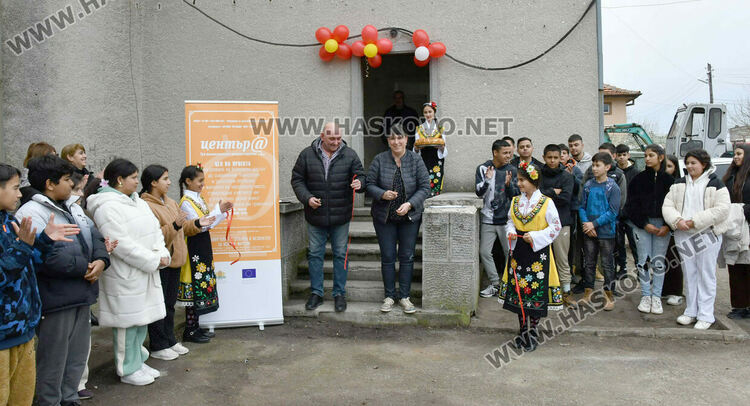 Ще учат на компютърна грамотност възрастни и социално уязвими в нов дигитален клуб 